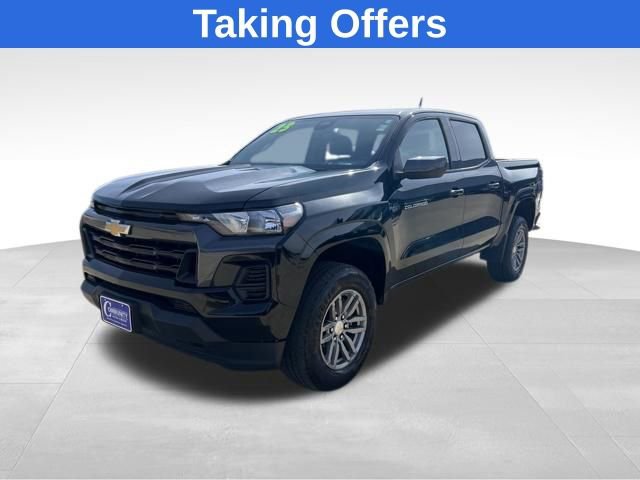 Used 2023 Chevrolet Colorado LT AWD/4WD image 1