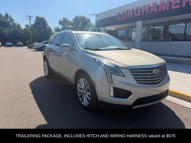 Used 2017 Cadillac XT5 Platinum w/ Driver Assist Package AWD/4WD image 4
