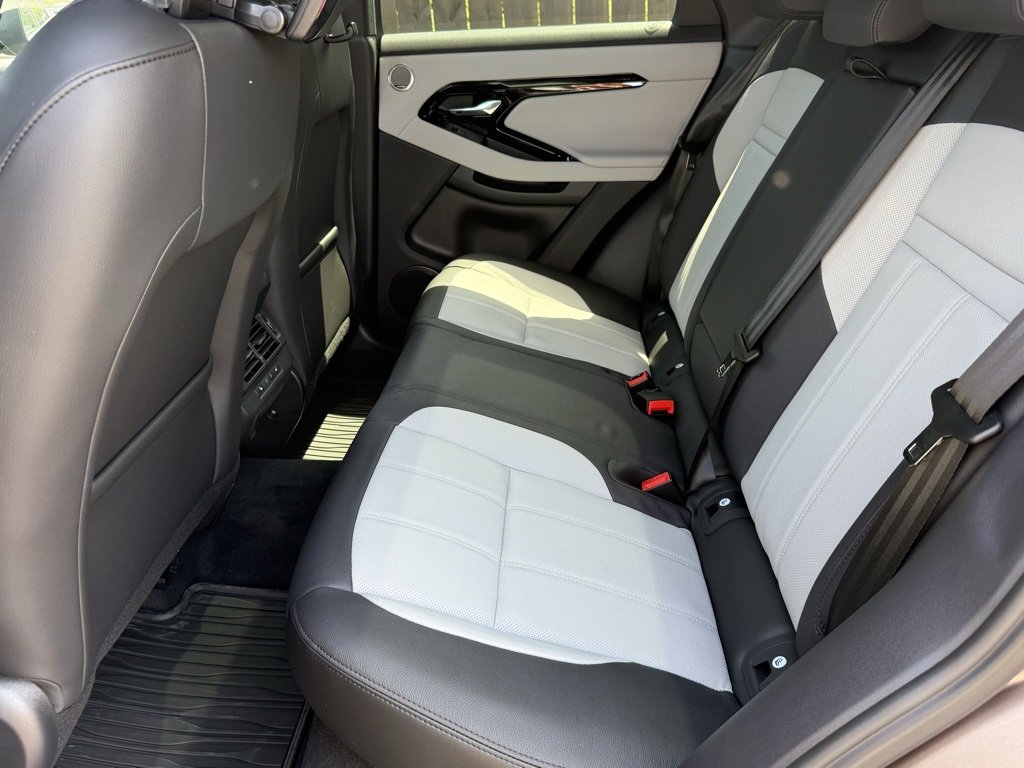 New 2026 Land Rover Range Rover Evoque Dynamic SE image 34