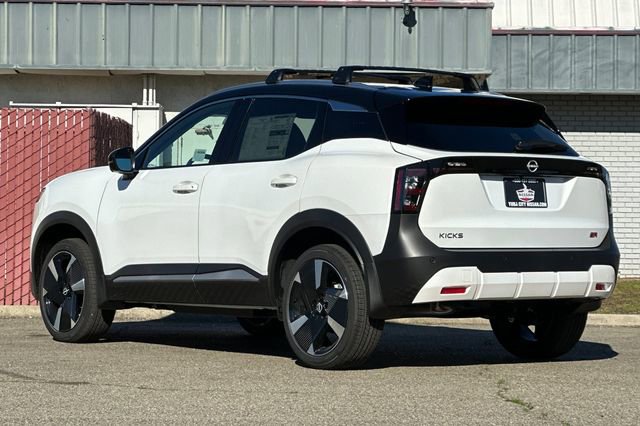 New 2026 Nissan Kicks SR image 6