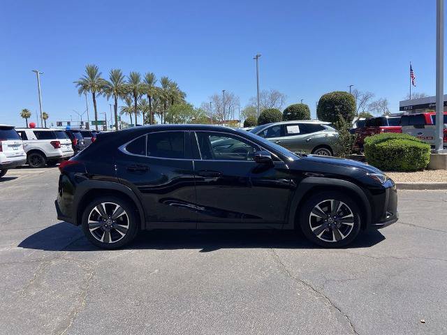 Used 2019 Lexus UX 200 w/ Premium Package FWD image 2