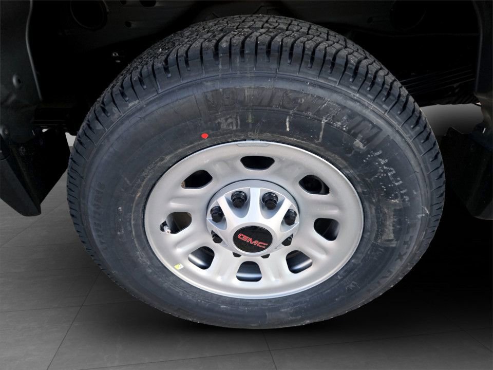 New 2026 GMC Sierra 2500 Pro w/ Convenience Package image 33