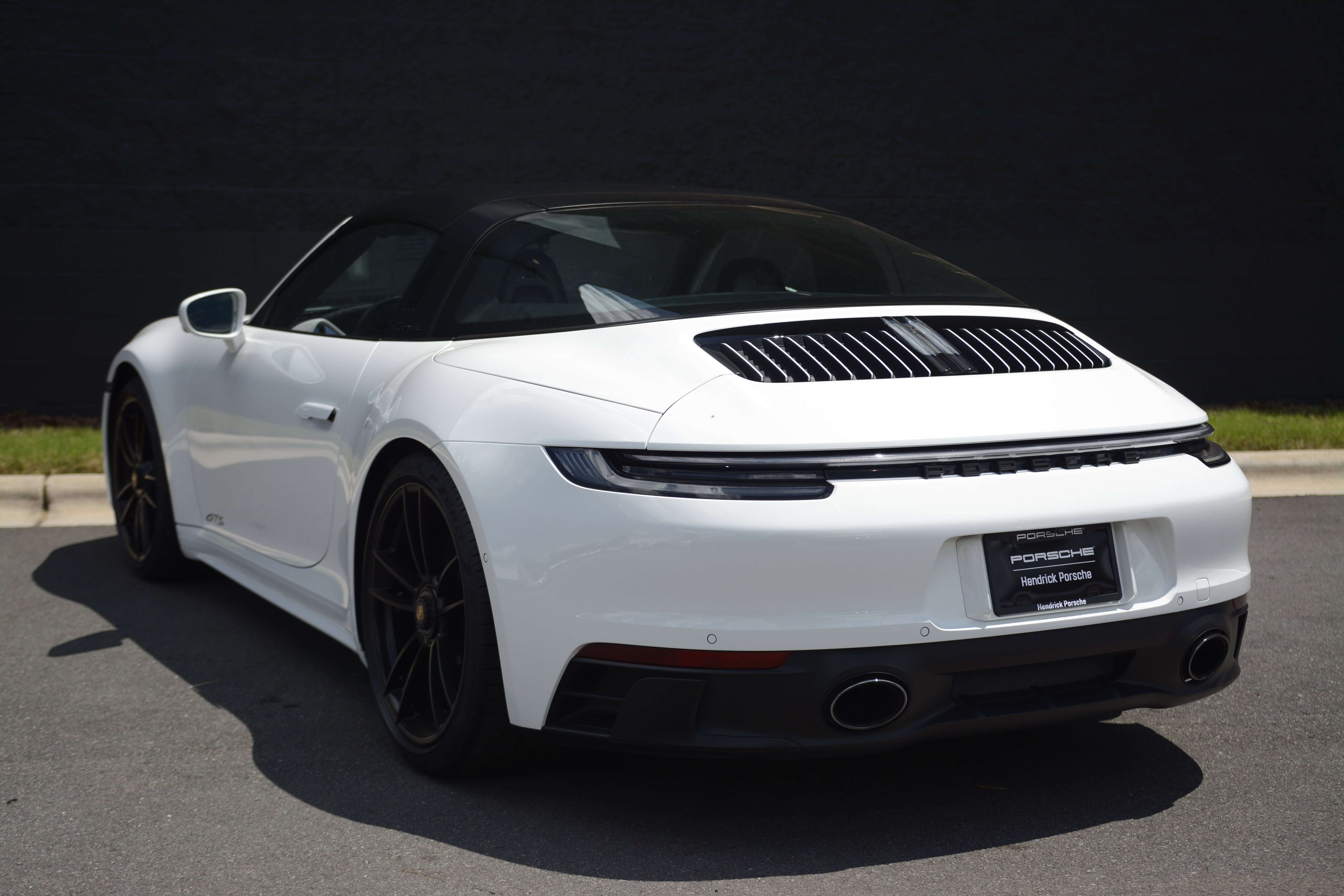Certified 2022 Porsche 911 Targa 4 GTS AWD/4WD image 3