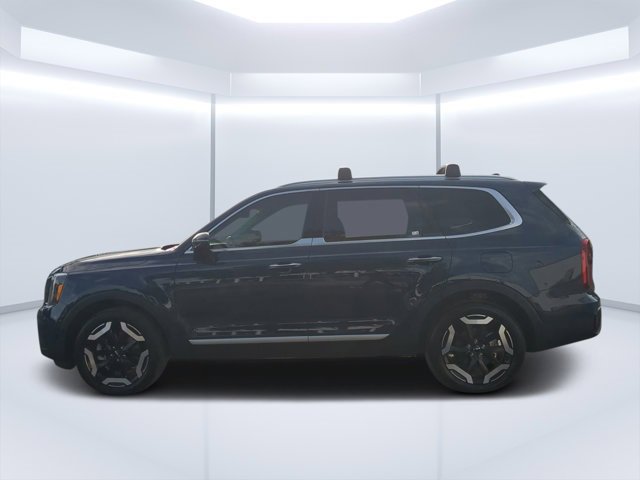 Used 2025 Kia Telluride S image 6