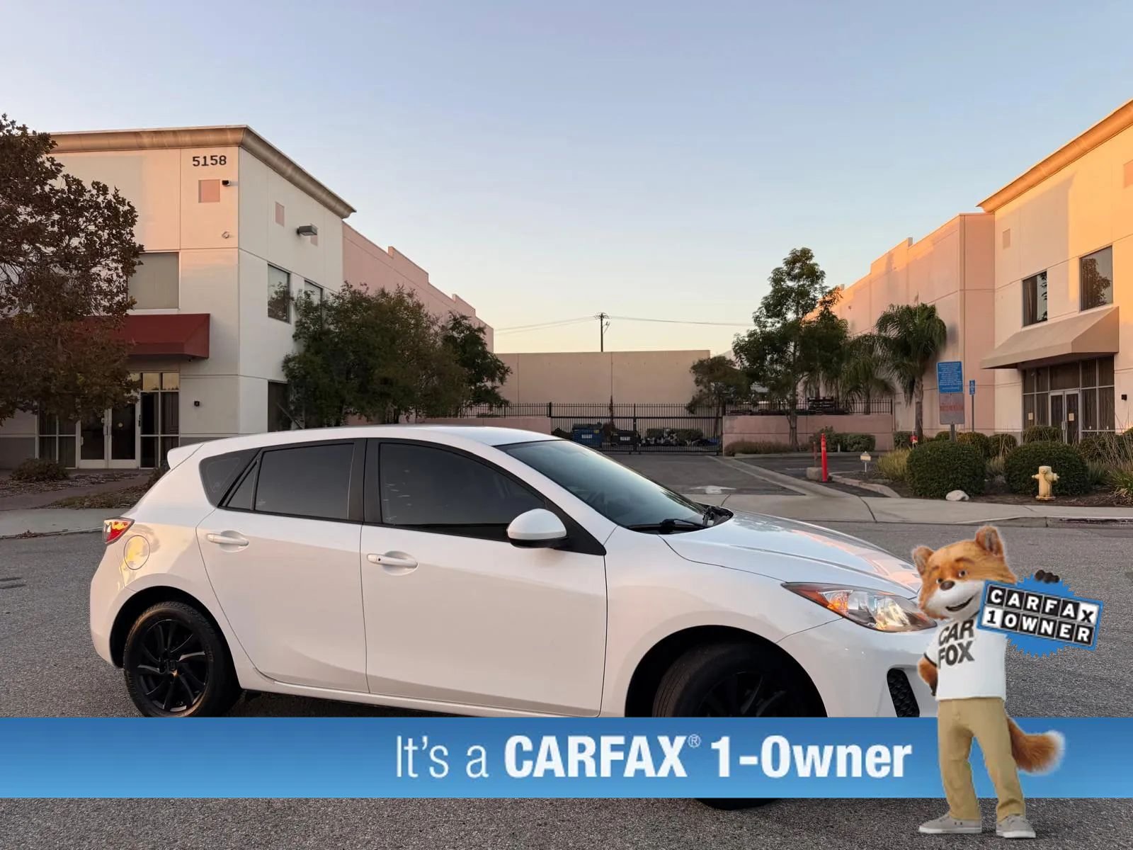 Used 2013 MAZDA MAZDA3 i Touring FWD image 4