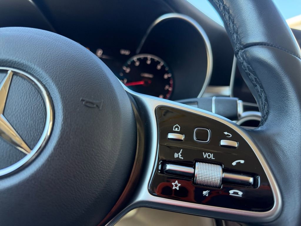 Certified 2022 Mercedes-Benz GLC 300 4MATIC w/ Premium Package Lite image 20