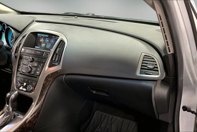 Used 2012 Buick Verano Leather FWD image 20