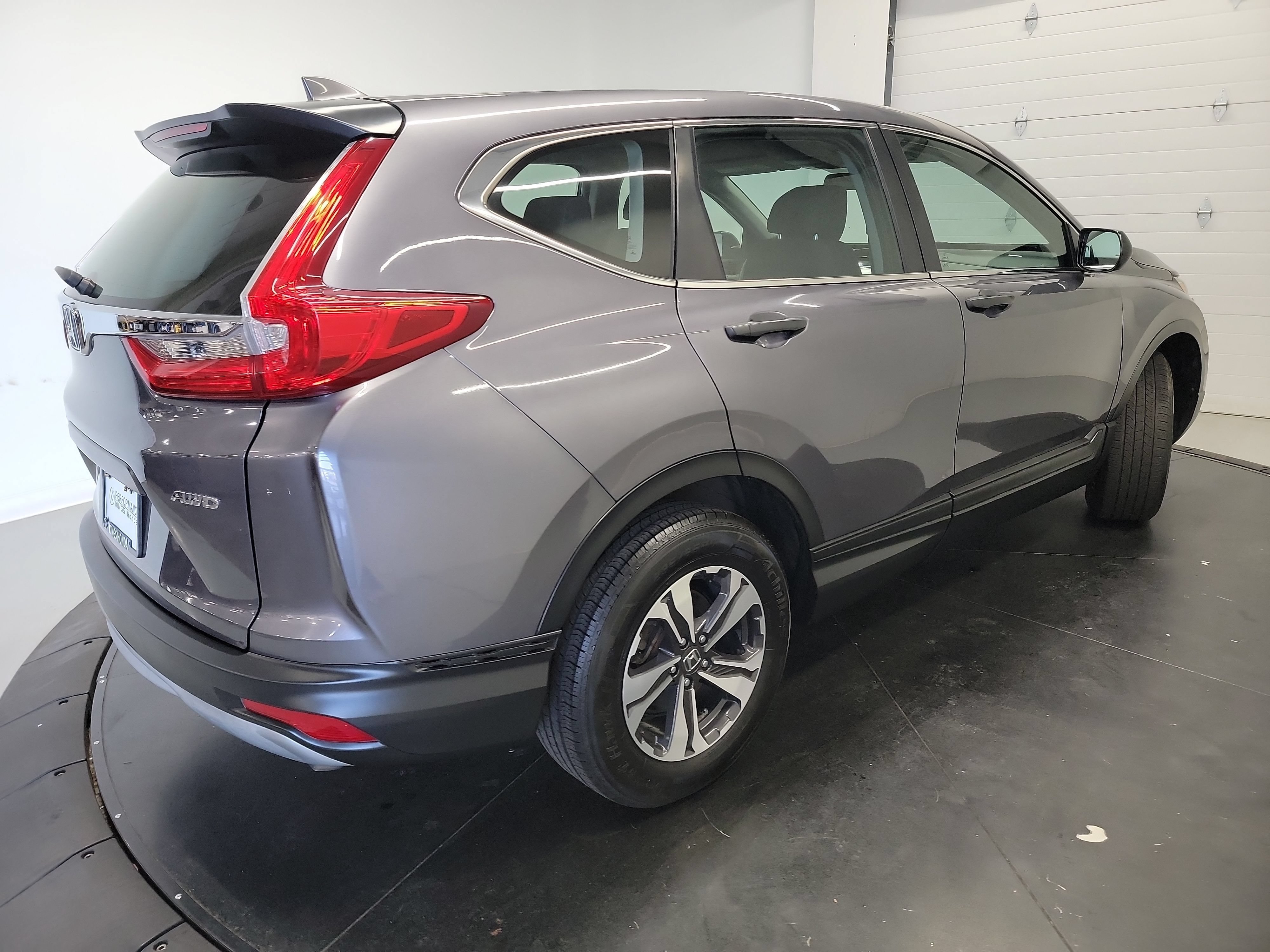 Used 2019 Honda CR-V LX image 9