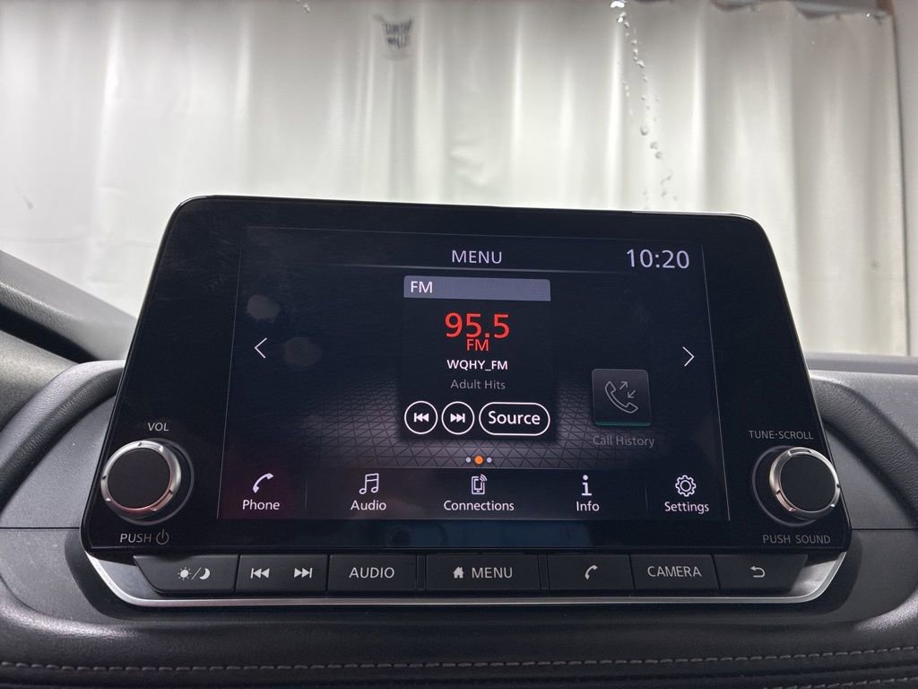 Used 2024 Nissan Rogue S image 16