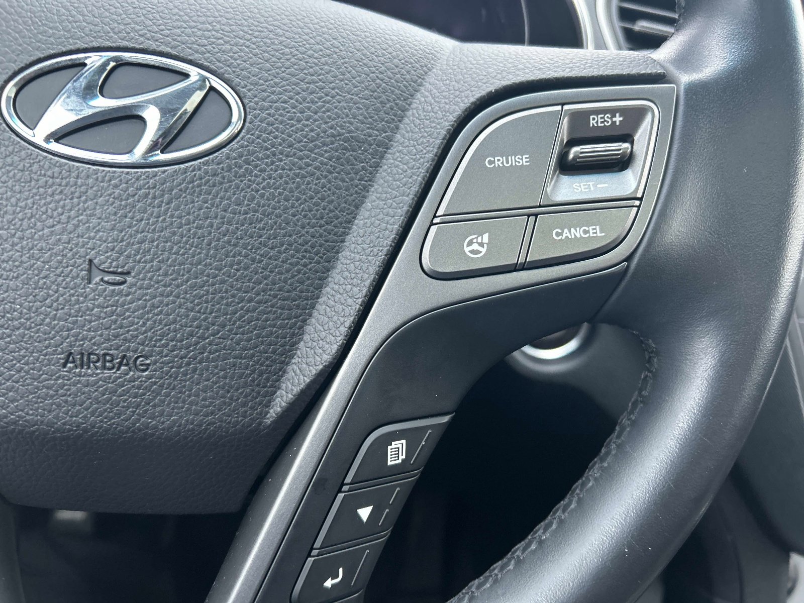 Used 2014 Hyundai Santa Fe Sport 2.0T w/ Navigation Package 06 image 26