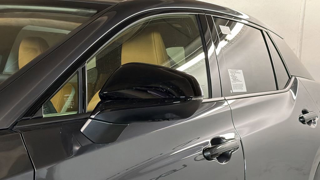 New 2026 Lexus RZ 450e AWD image 5