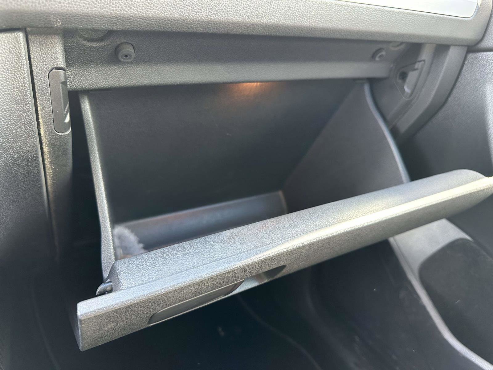 Used 2019 Volkswagen Tiguan S w/ Driver Assistance Package image 25