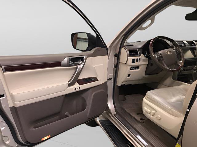 Used 2015 Lexus GX 460 Luxury image 15