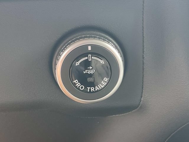 New 2026 Lincoln Navigator L Premier AWD/4WD image 30