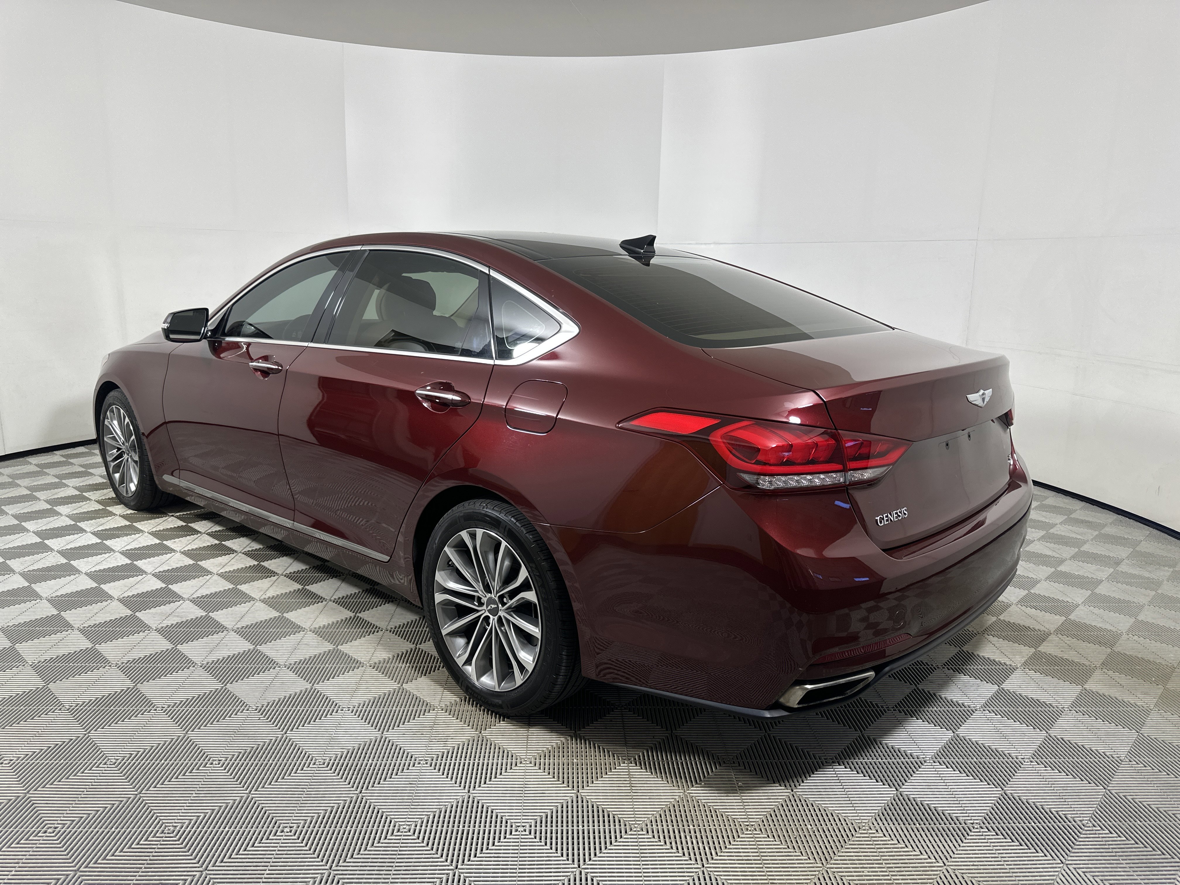 Used 2015 Hyundai Genesis 3.8 w/ Option Group 02 image 5