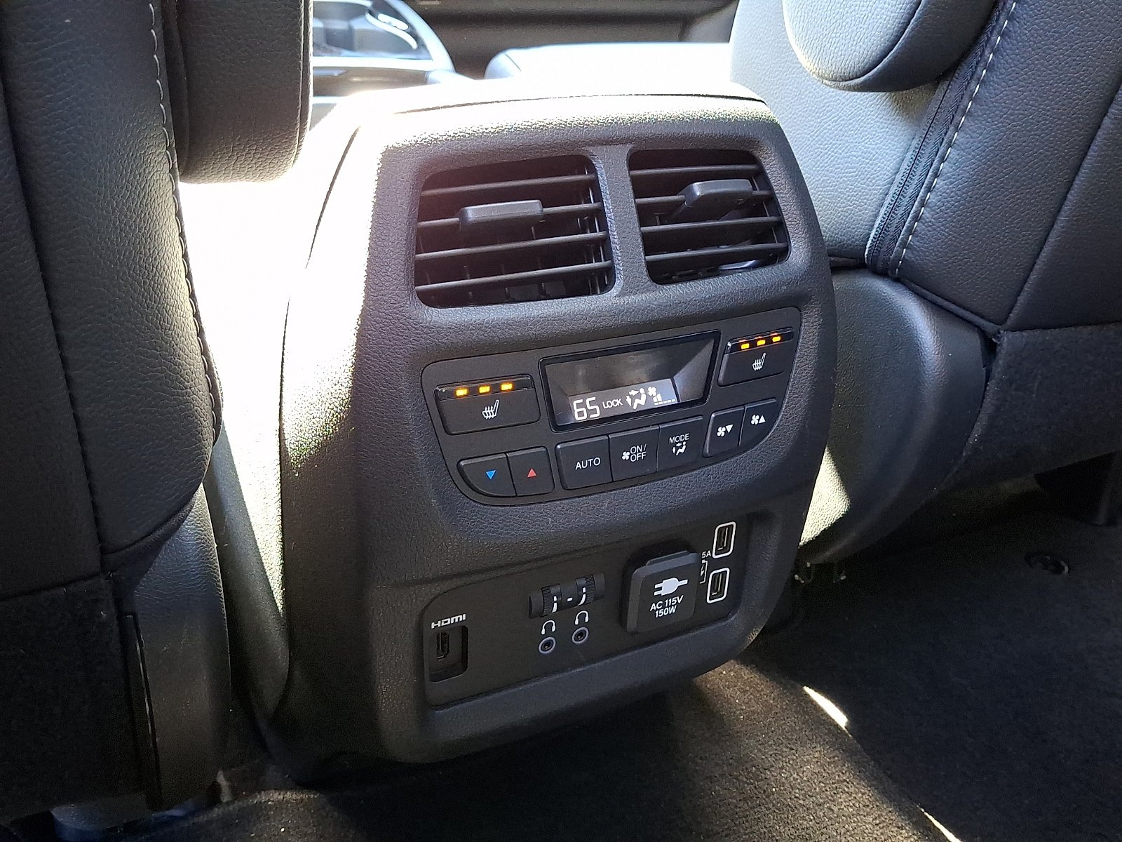 Used 2021 Honda Pilot Touring image 13