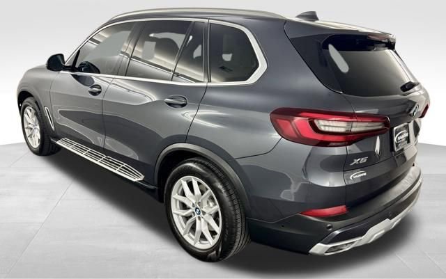 Used 2021 BMW X5 xDrive40i w/ Premium Package image 6