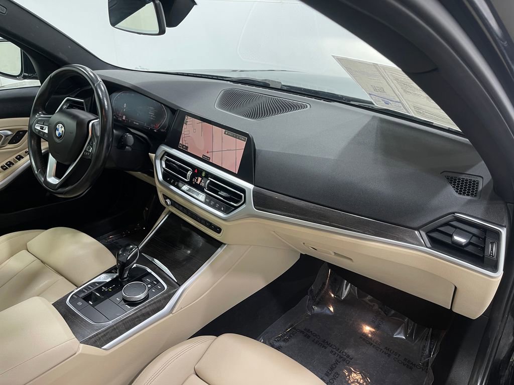 Used 2020 BMW 330i Sedan w/ Convenience Package image 19