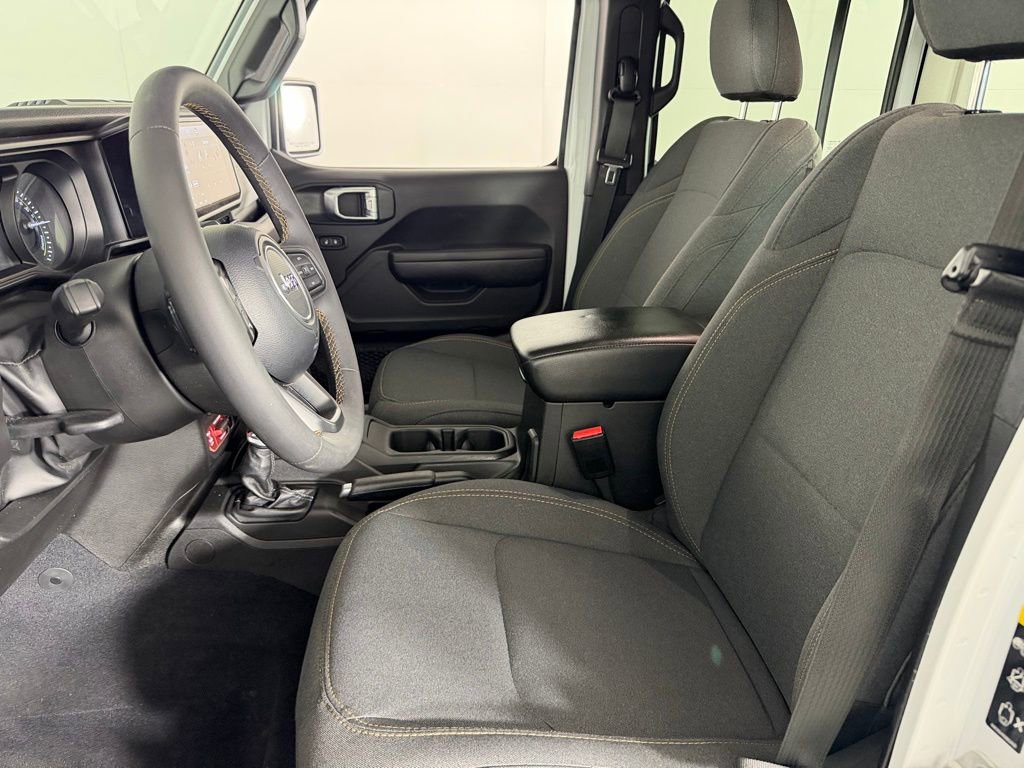 Certified 2024 Jeep Wrangler Unlimited AWD/4WD image 20