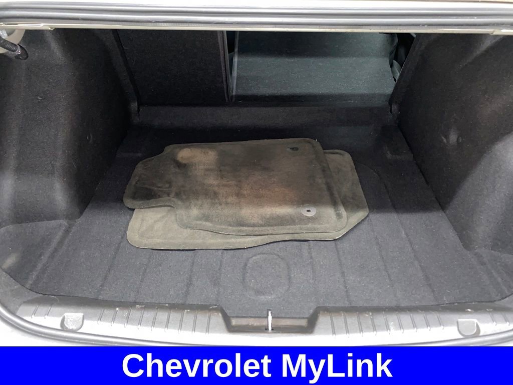 Used 2016 Chevrolet Cruze LT w/ Technology Package image 7