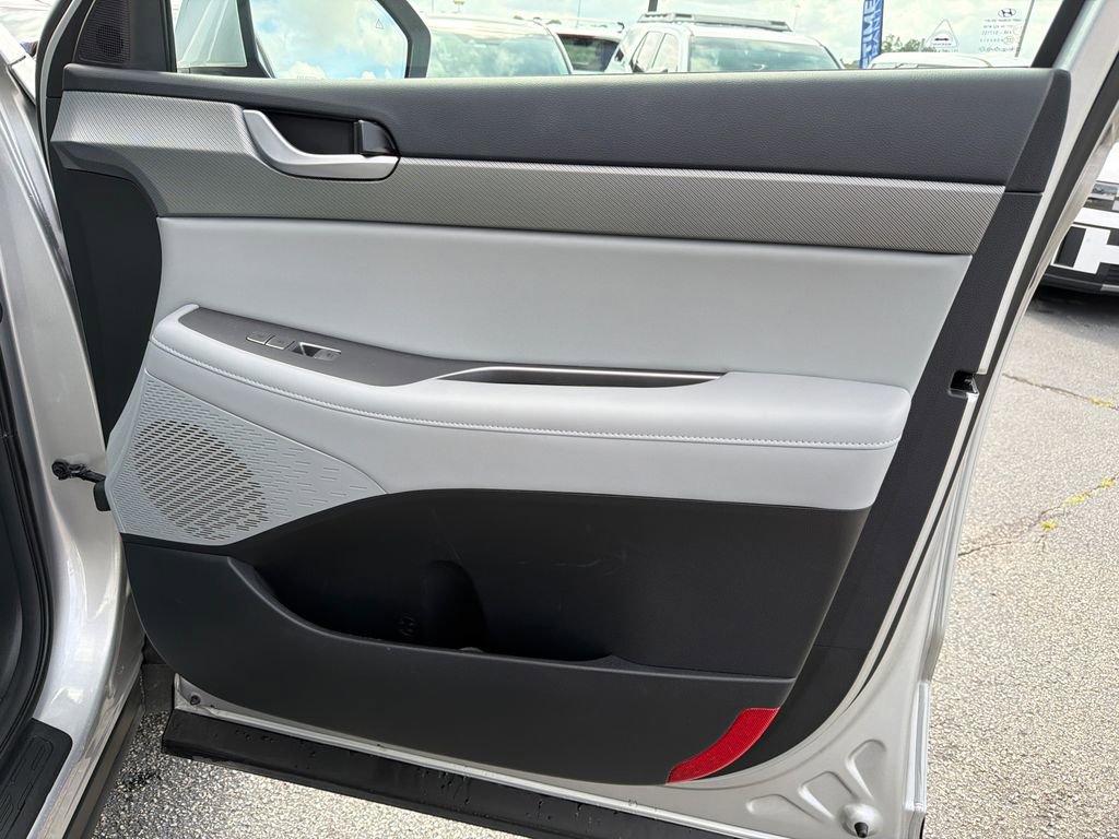 Used 2025 Hyundai Palisade SEL FWD image 14