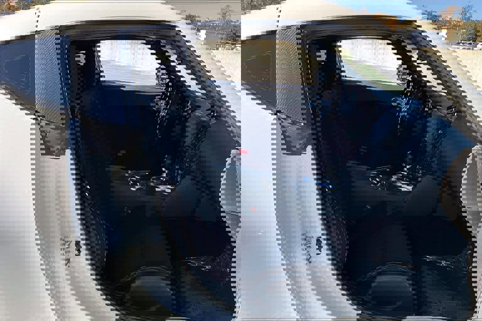 Used 2020 Nissan 370Z Coupe image 7