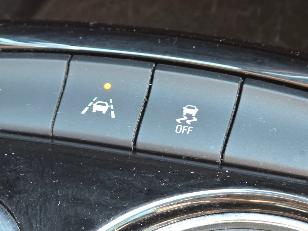 Used 2023 Buick Encore GX Select FWD image 9