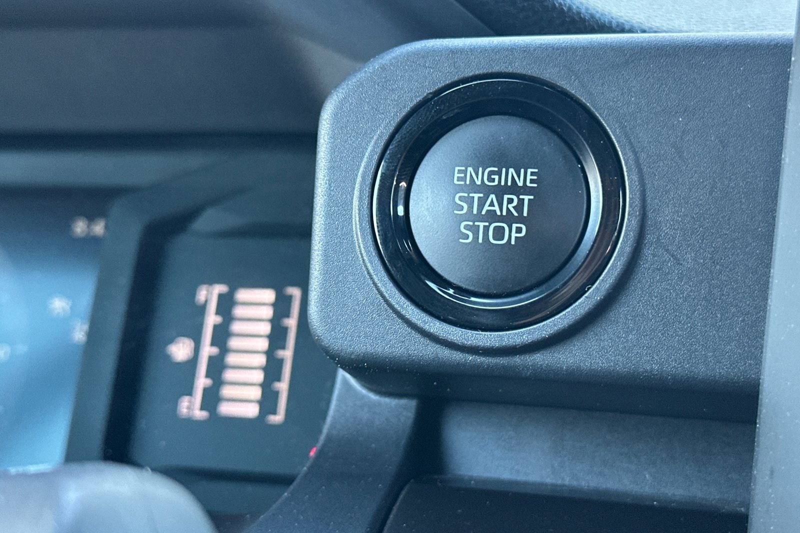 Certified 2025 Toyota Tacoma SR5 image 20