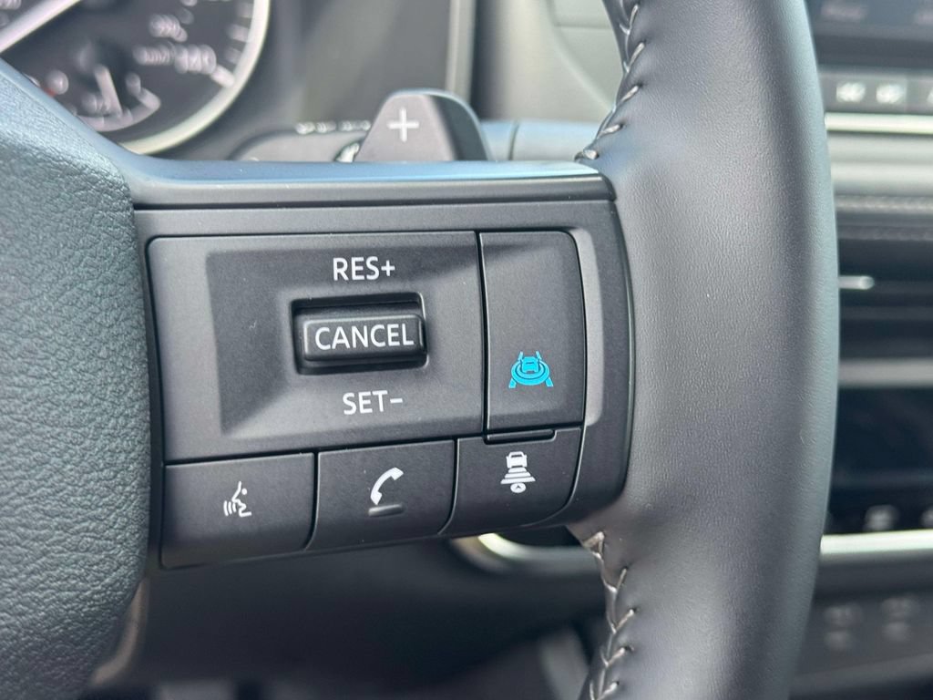 Certified 2025 Nissan Rogue SV AWD/4WD image 21