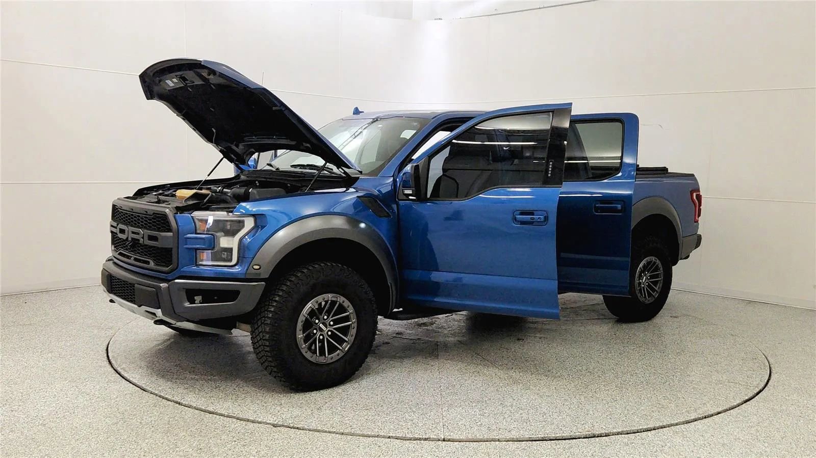 Used 2019 Ford F150 Raptor w/ Equipment Group 802A Luxury image 10