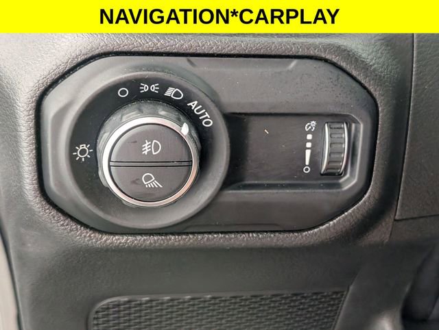 Used 2023 Jeep Gladiator Sport image 15