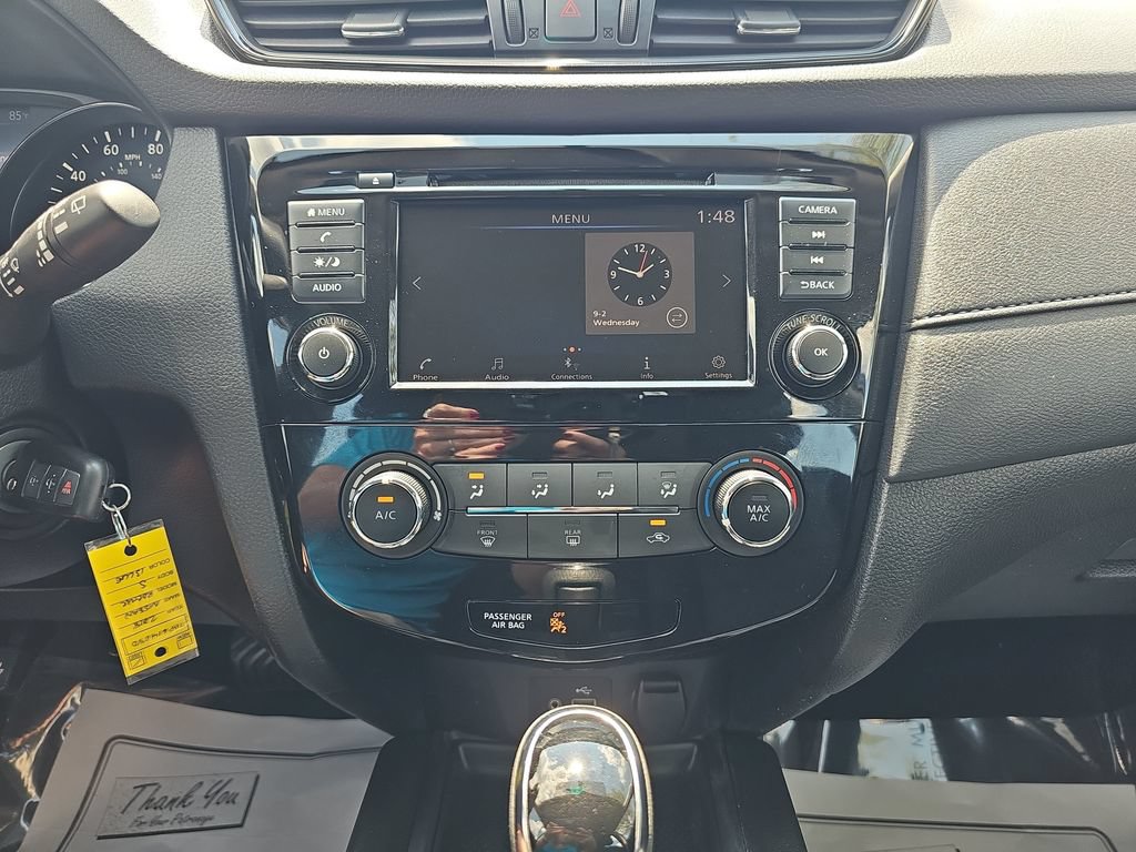 Used 2018 Nissan Rogue S AWD/4WD image 20