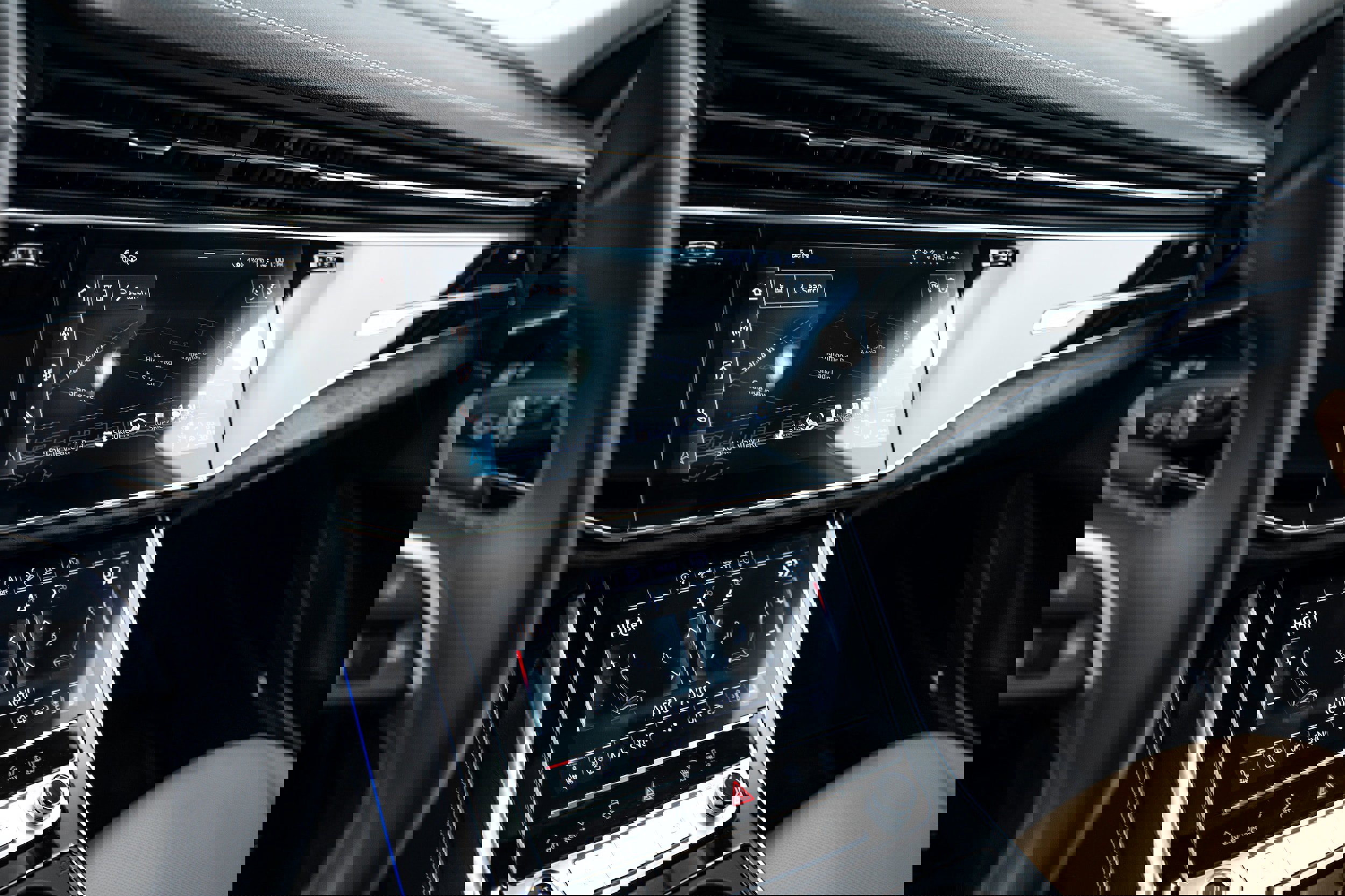 Certified 2025 Audi Q8 Premium Plus w/ Premium Plus Package image 13