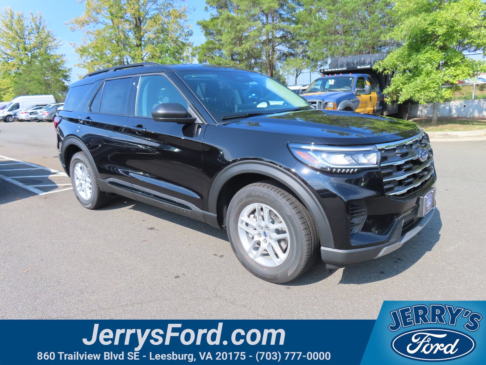 New 2026 Ford Explorer Active AWD/4WD image 1