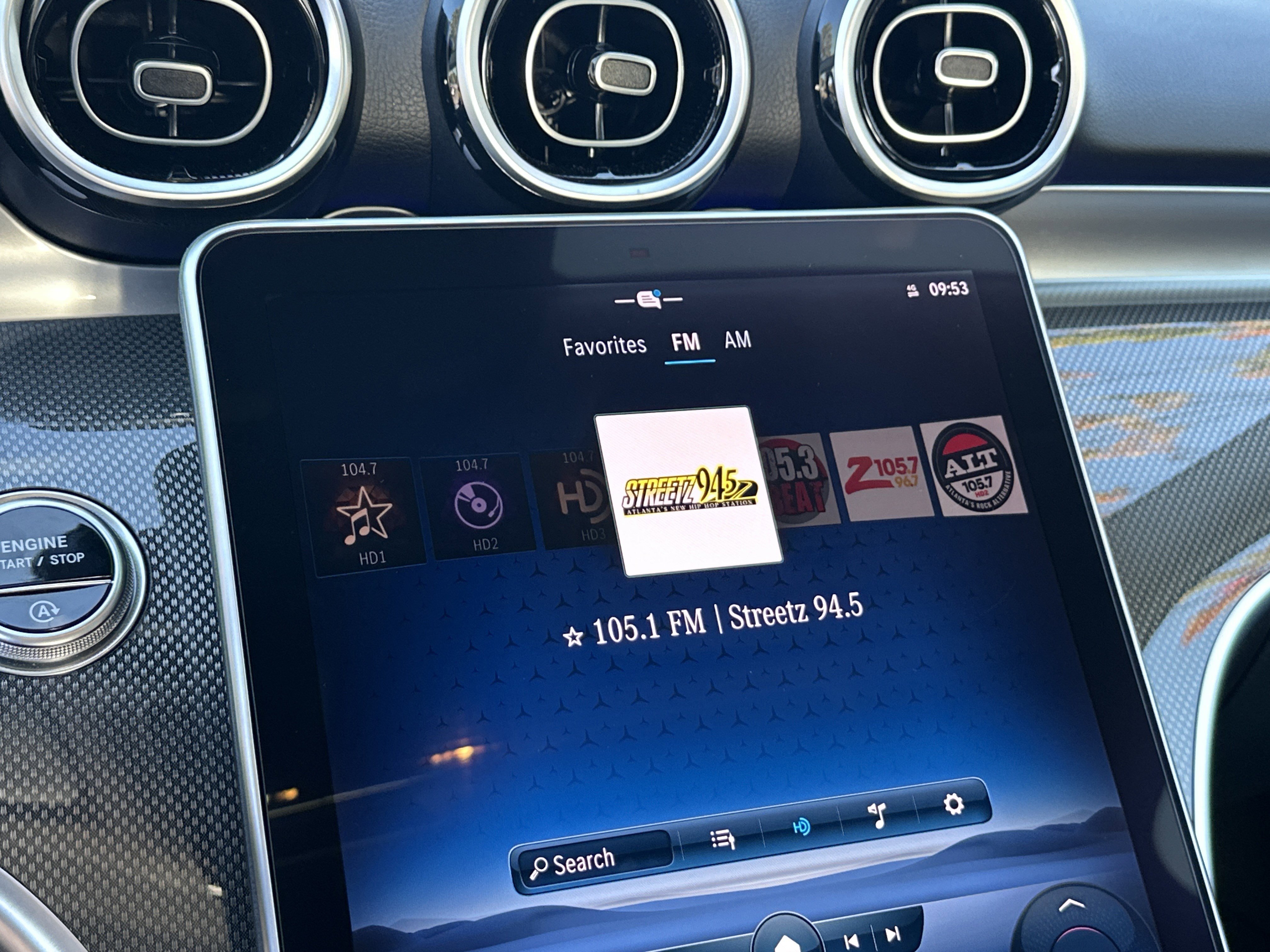 Used 2022 Mercedes-Benz C 300 Sedan image 25