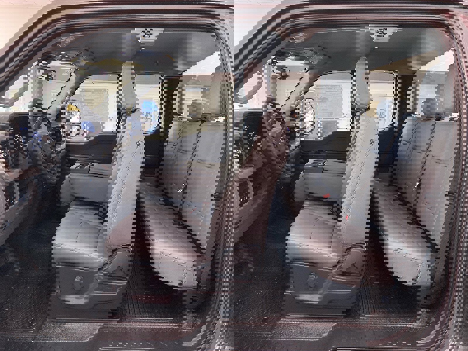 New 2026 Ford F250 XL w/ XL Chrome Package image 11