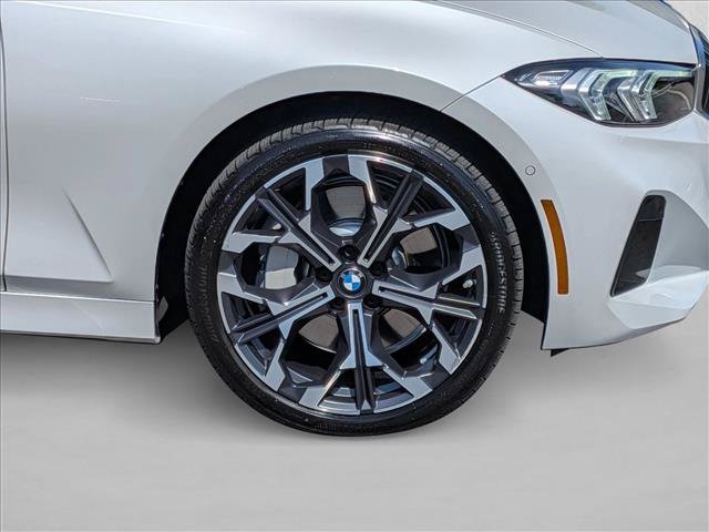 Used 2026 BMW 330i Sedan w/ Premium Package RWD image 25