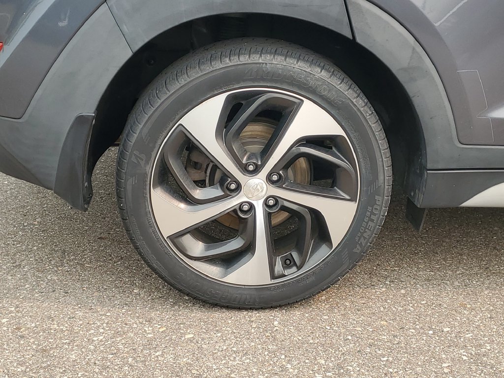 Used 2018 Hyundai Tucson Sport w/ Cargo Package AWD/4WD image 5