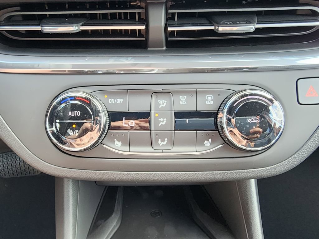 New 2026 Buick Envista Preferred w/ Convenience I Package FWD image 26
