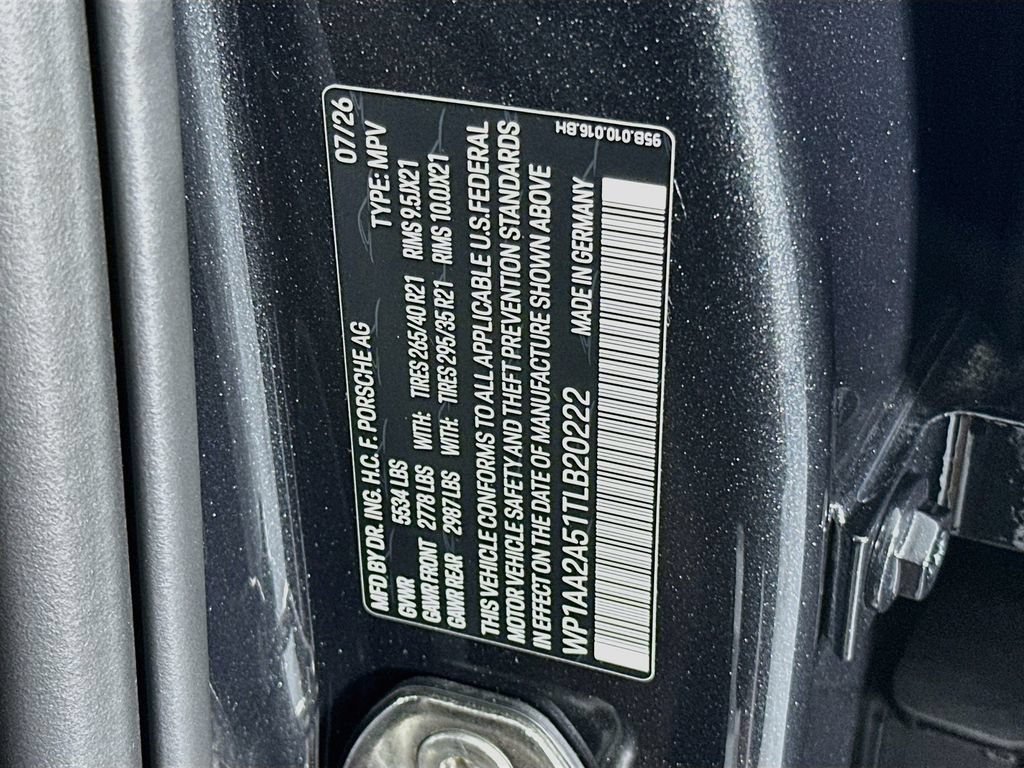 New 2026 Porsche Macan AWD/4WD image 35