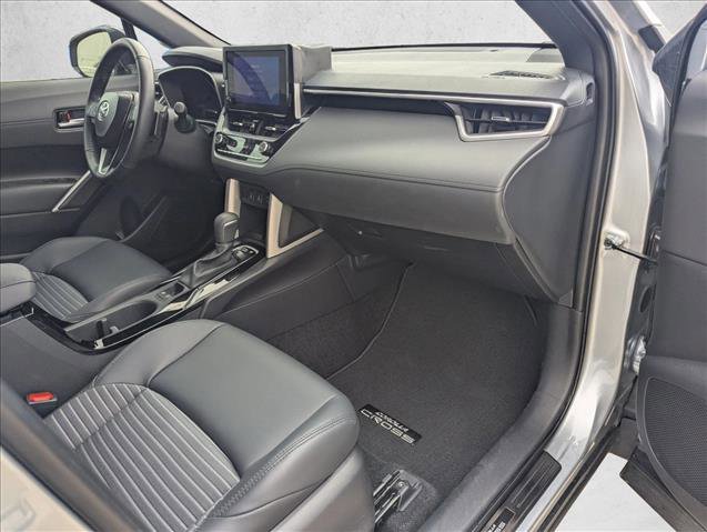 Used 2025 Toyota Corolla Cross AWD Hybrid w/ Convenience Package image 22