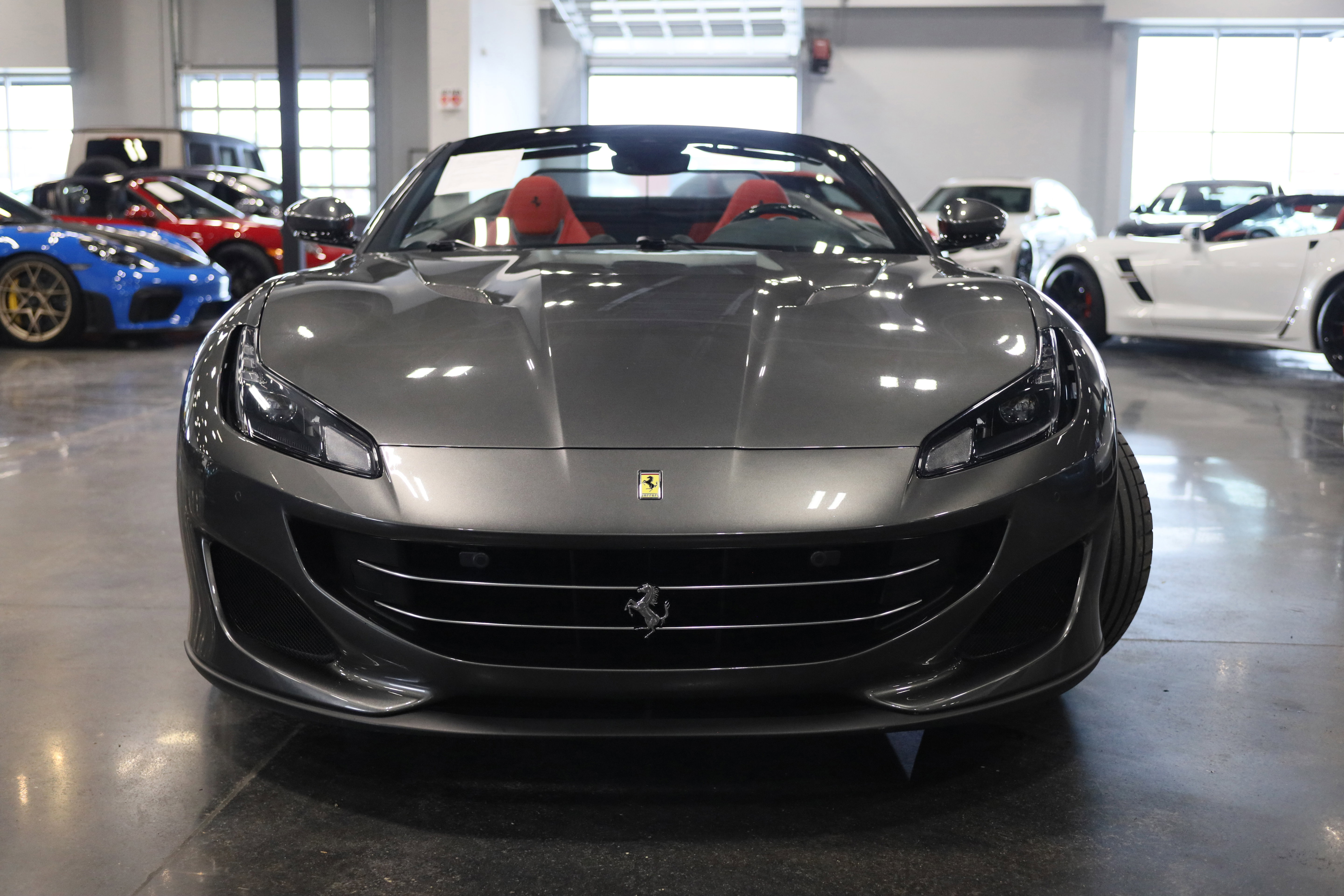 Used 2020 Ferrari Portofino RWD image 4
