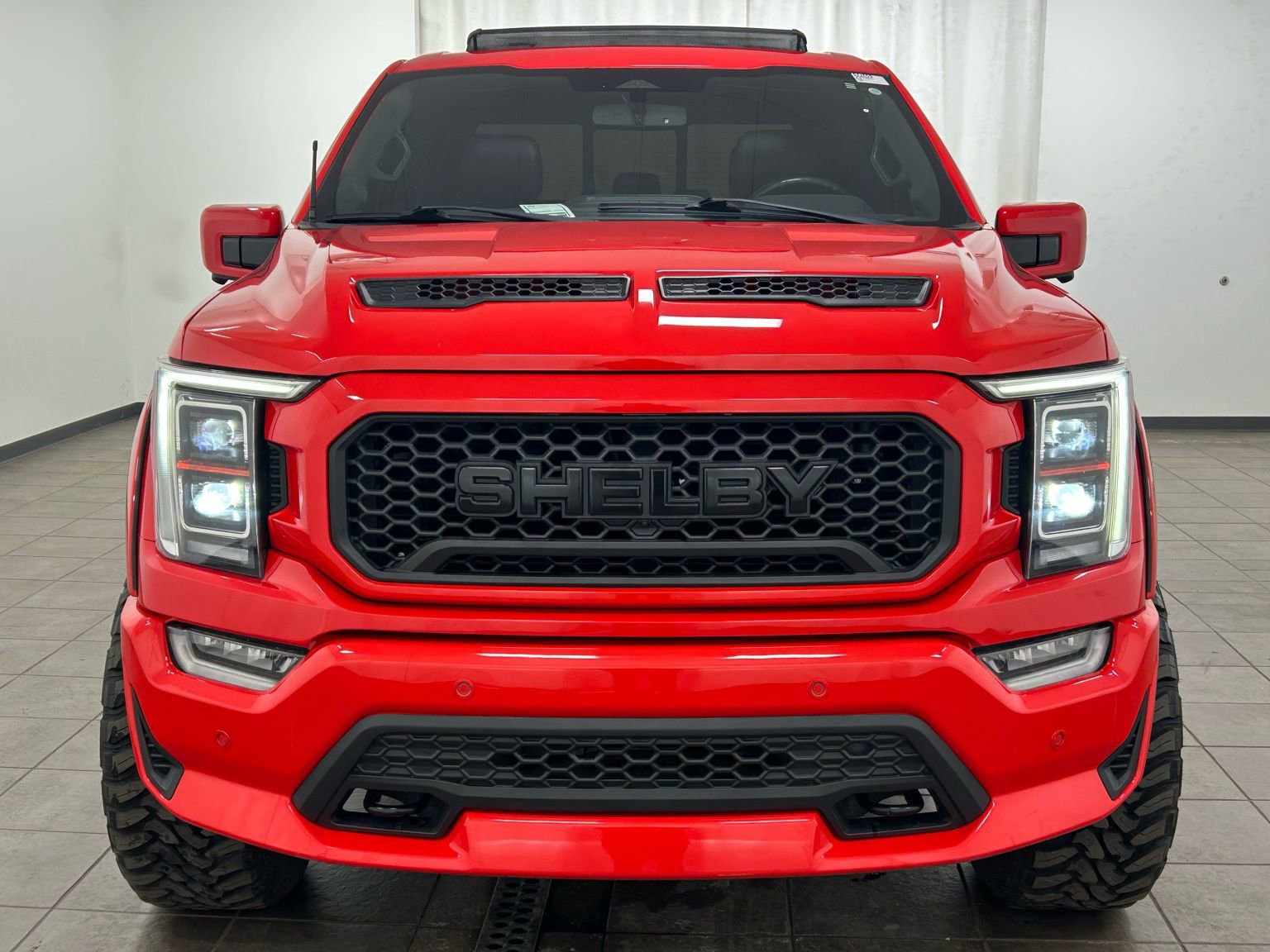 Used 2022 Ford F150 Lariat w/ Equipment Group 502A High image 9