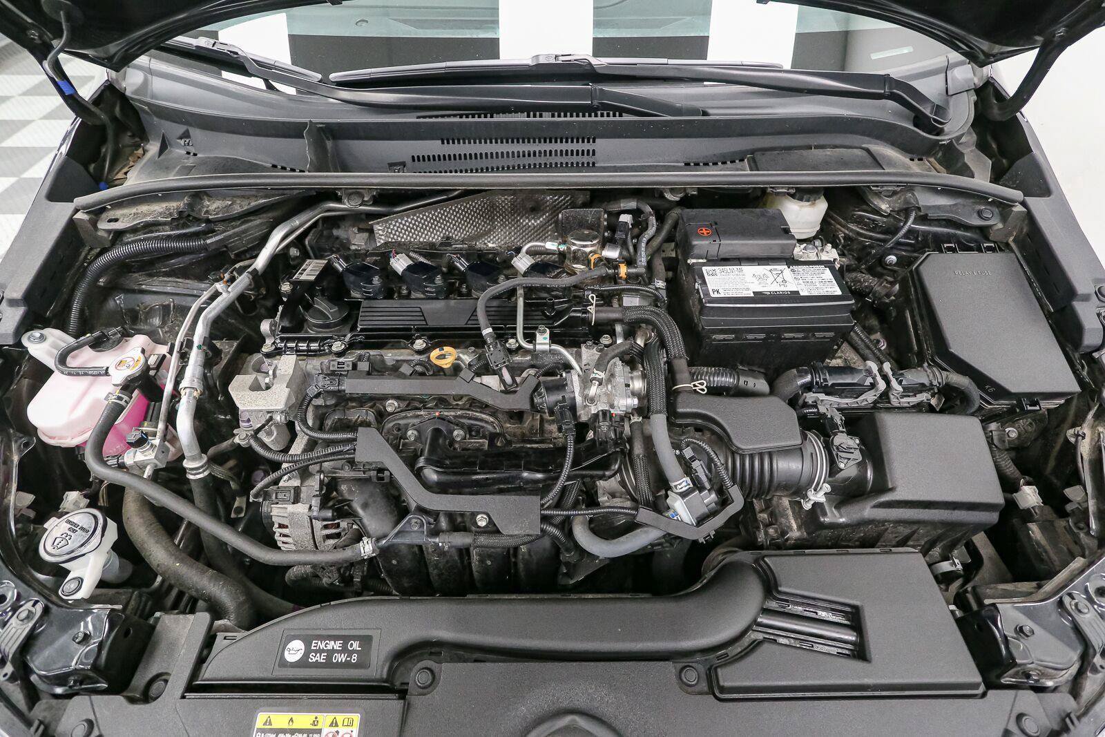 Used 2023 Toyota Corolla SE w/ SE Premium Package FWD image 13