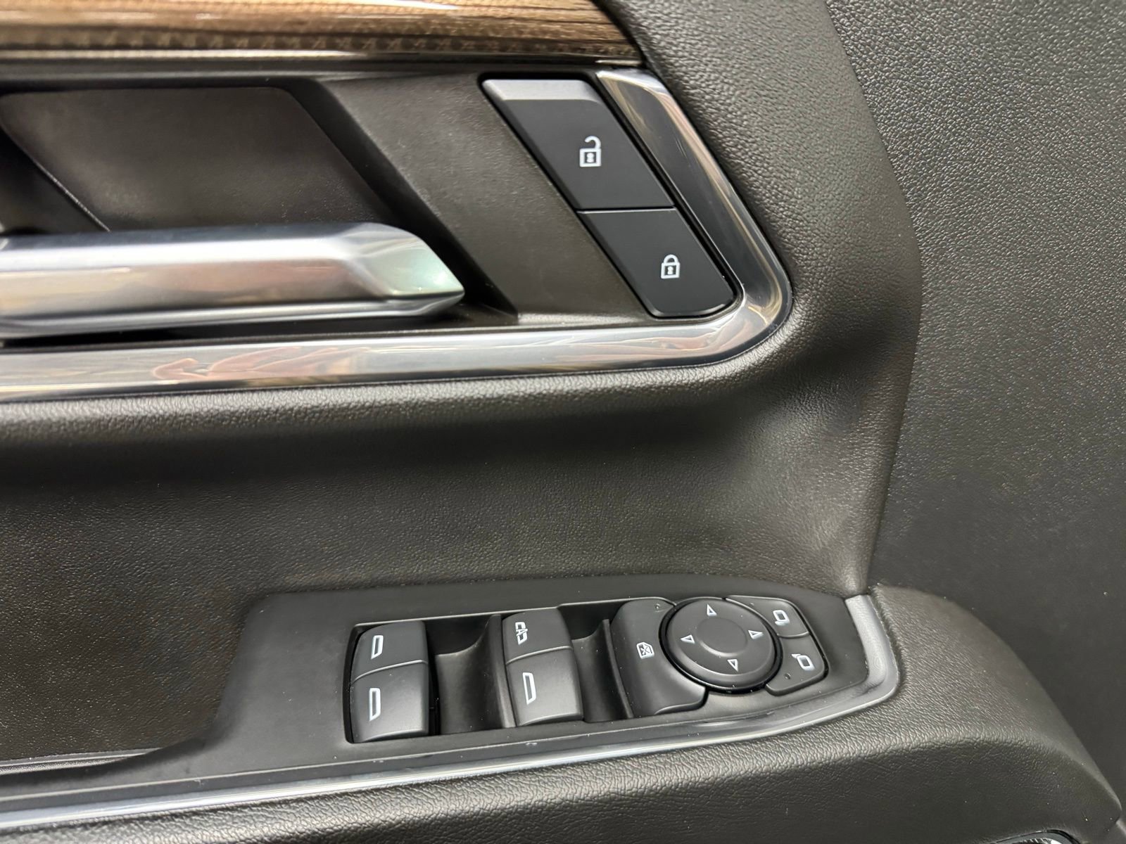 Used 2024 Chevrolet Silverado 3500 LT image 26