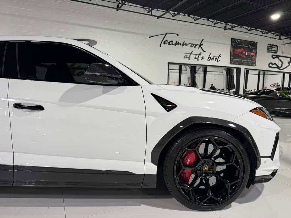 Used 2023 Lamborghini Urus Performante image 51