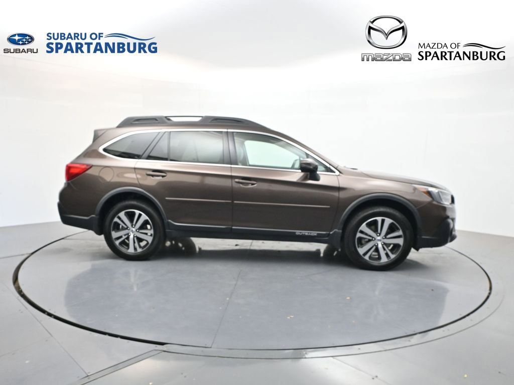 Used 2019 Subaru Outback 3.6R Limited w/ Popular Package #2 AWD/4WD image 9