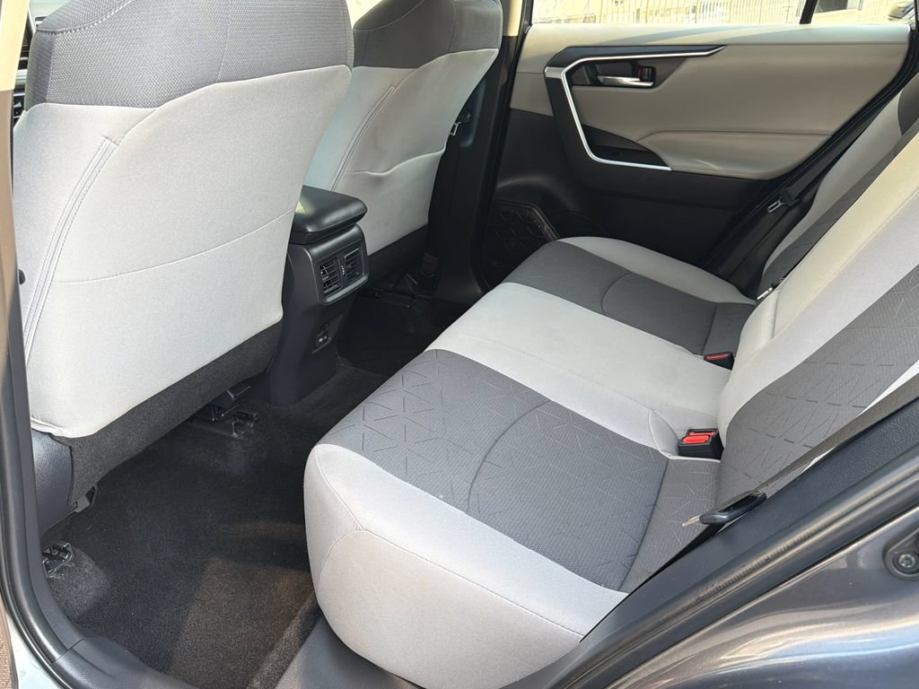 Used 2025 Toyota RAV4 XLE w/ Convenience Package AWD/4WD image 19