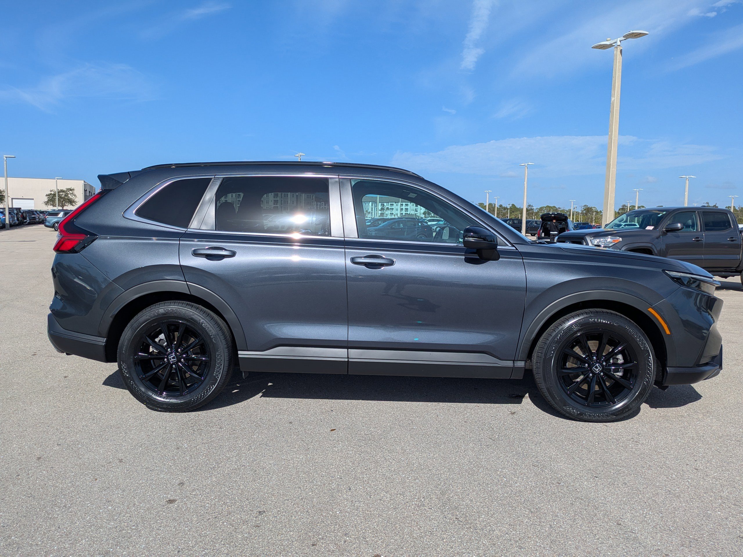 Used 2024 Honda CR-V Sport image 4