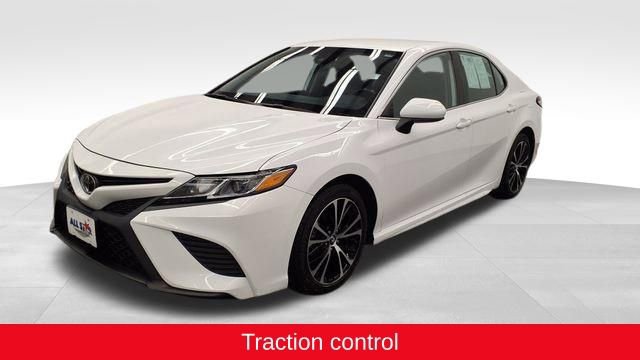 Used 2020 Toyota Camry SE image 3